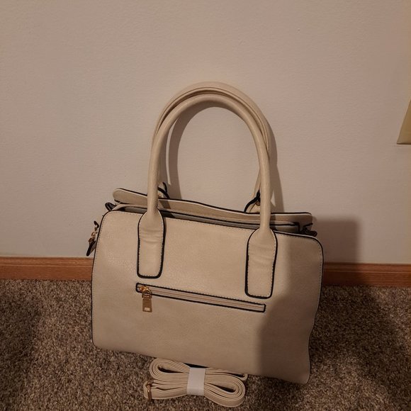 Purse - Picture 2 of 3